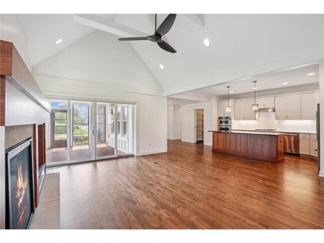 Foto del edificio - 11433 Wildflower Dr