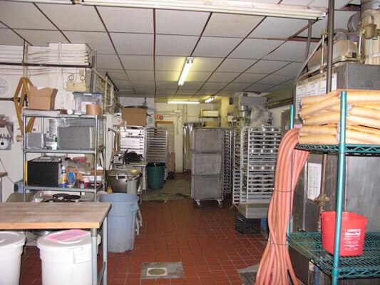 Commercial Kitchen 2 - 243 Hampshire St