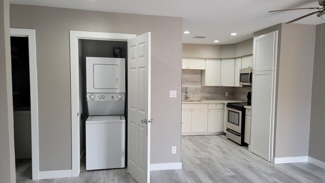 Foto del edificio - 2232 E Roosevelt St