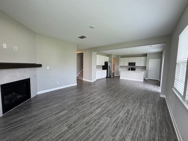 Building Photo - 17158 Seaboard Pl