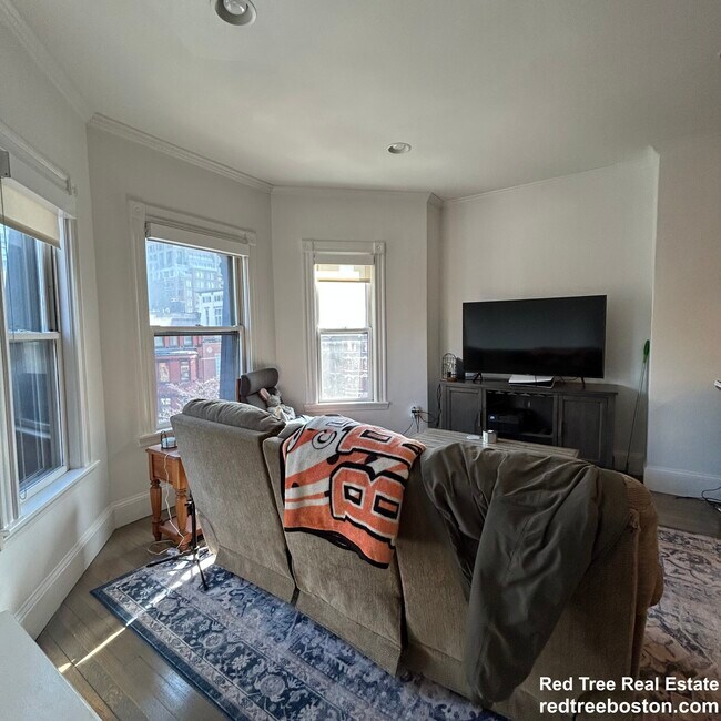 Foto del edificio - 225 Newbury St