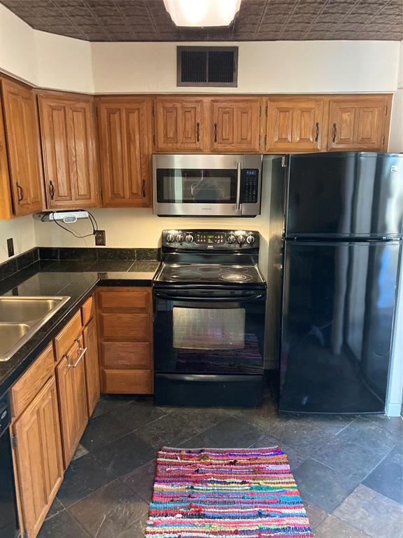 Foto del edificio - 6509 Hickock Dr