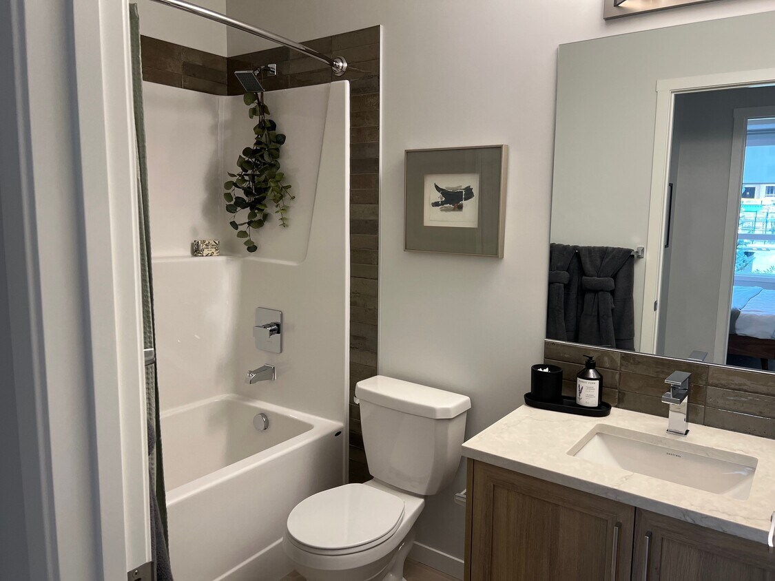 Building Photo - 550 Belmont Heath SW