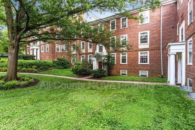 Foto del edificio - 3610 39th St NW