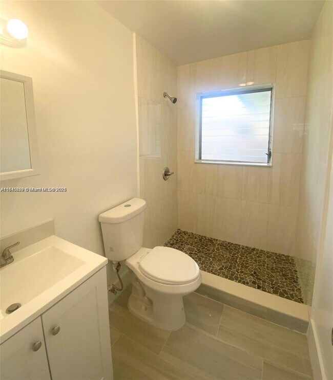 Foto del edificio - 2 bedroom in Hallandale FL 33009