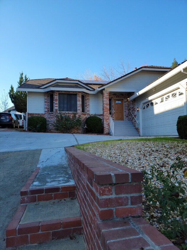 667 Hancock Dr, Folsom, CA 95630 Room for Rent in Folsom, CA