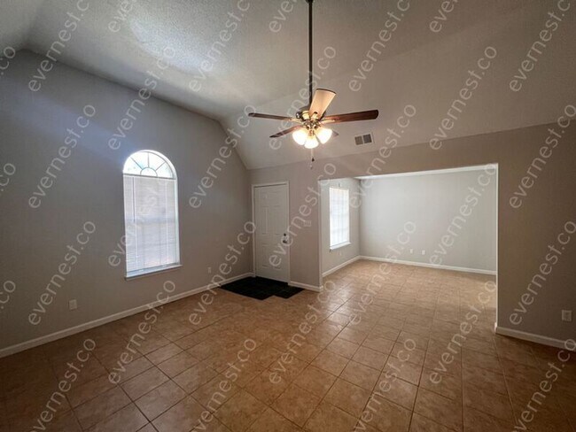 Building Photo - 303 Avery Jordan Cove