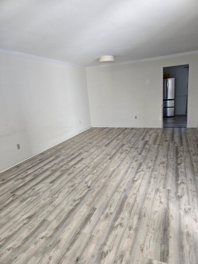 Foto del edificio - 4529 King Edward Ct