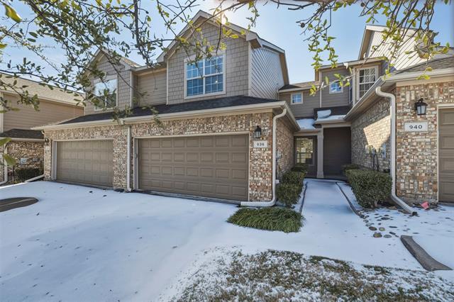 Building Photo - 936 Englewood Ln