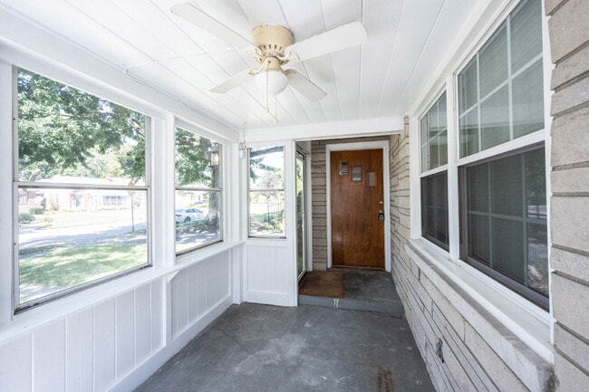 Photo - "Charming 2-Bedroom Gem in Indianapolis – Cozy Comfort at 6011 Haverford Ave!" Apartment
