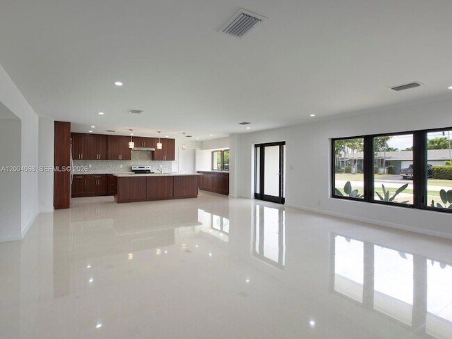 Foto del edificio - 8790 SW 85th St