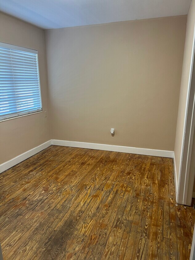 Foto del edificio - 1310 3rd Ave W