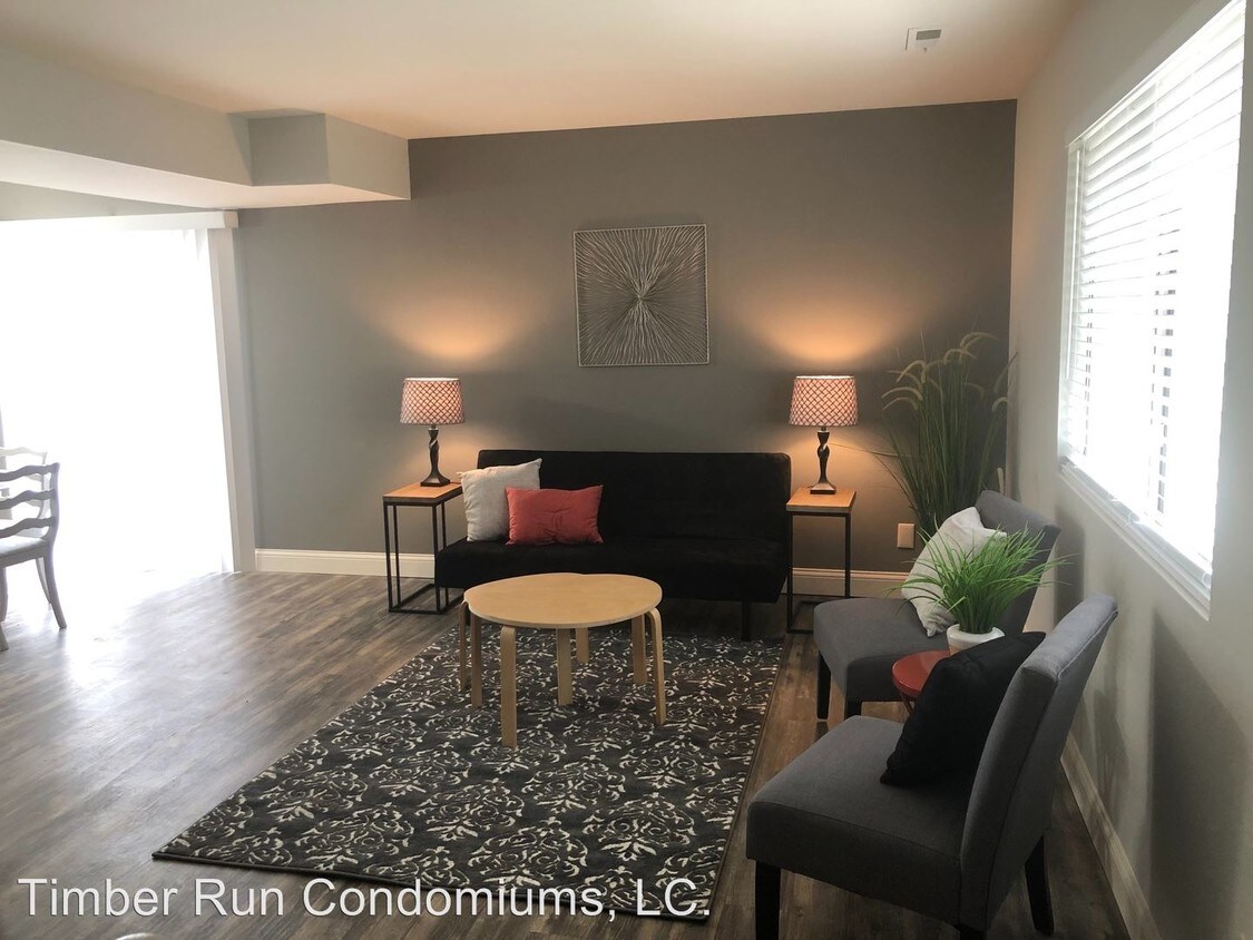 Foto principal - 2 br, 1.5 bath House - 353 Rose Marie Ct.