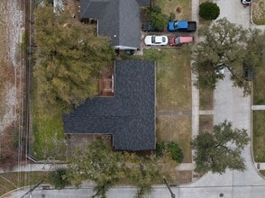 Building Photo - 7962 Cedel Dr