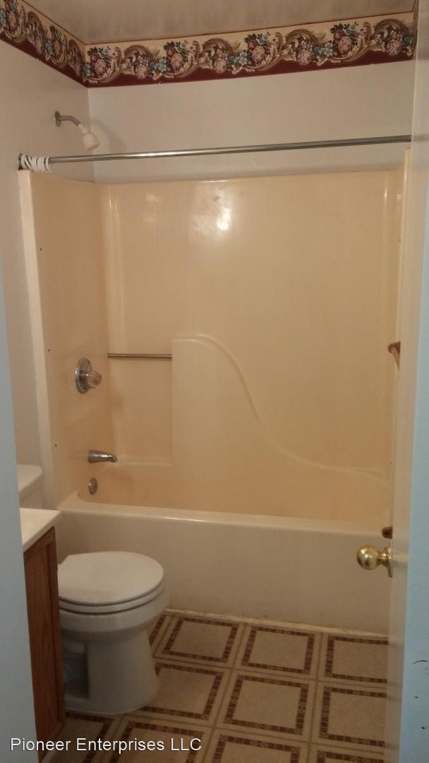 Building Photo - 3 br, 2 bath House - 2717 Rittenhouse Ave