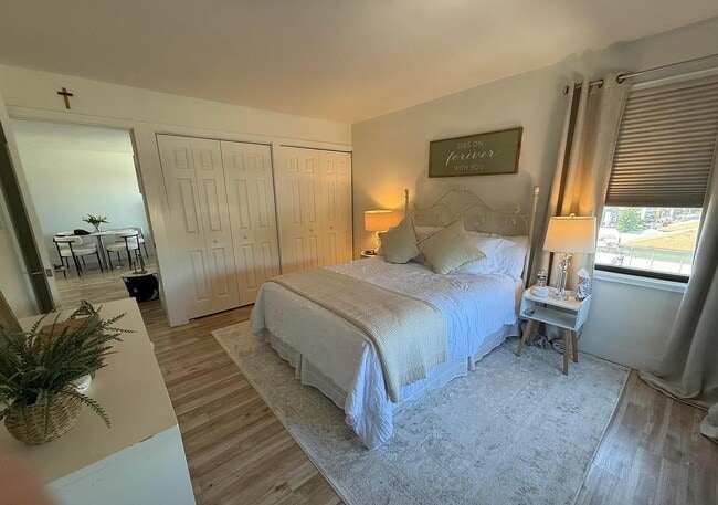 Photo - 1000 Clove Rd Apartment