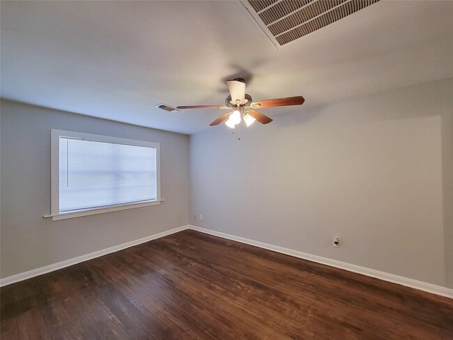Building Photo - 12422 Mylla St
