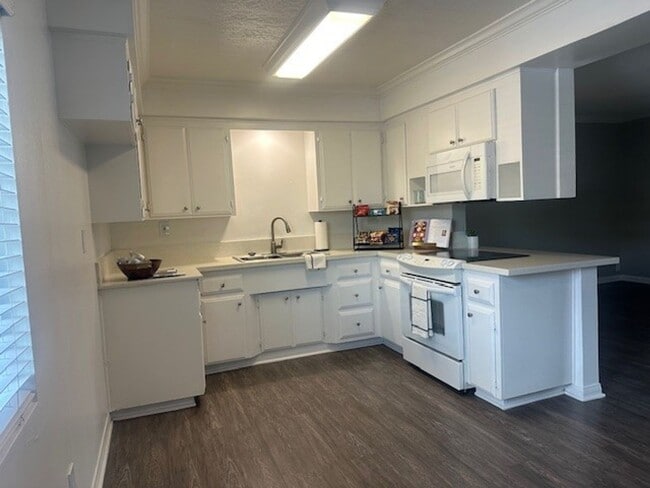 Foto del interior - Four Seasons Apartments