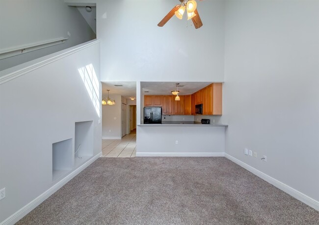 Building Photo - 3289 Sawtooth Dr