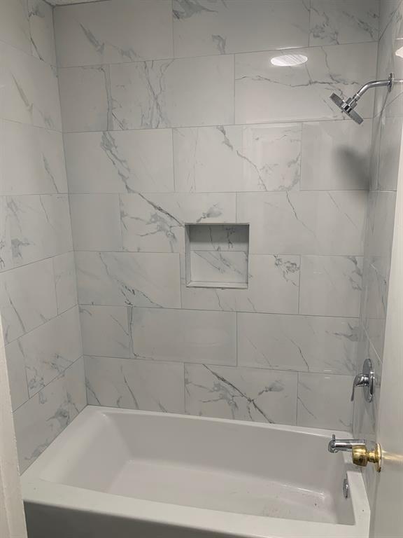 Foto del edificio - 143 Allencrest Dr