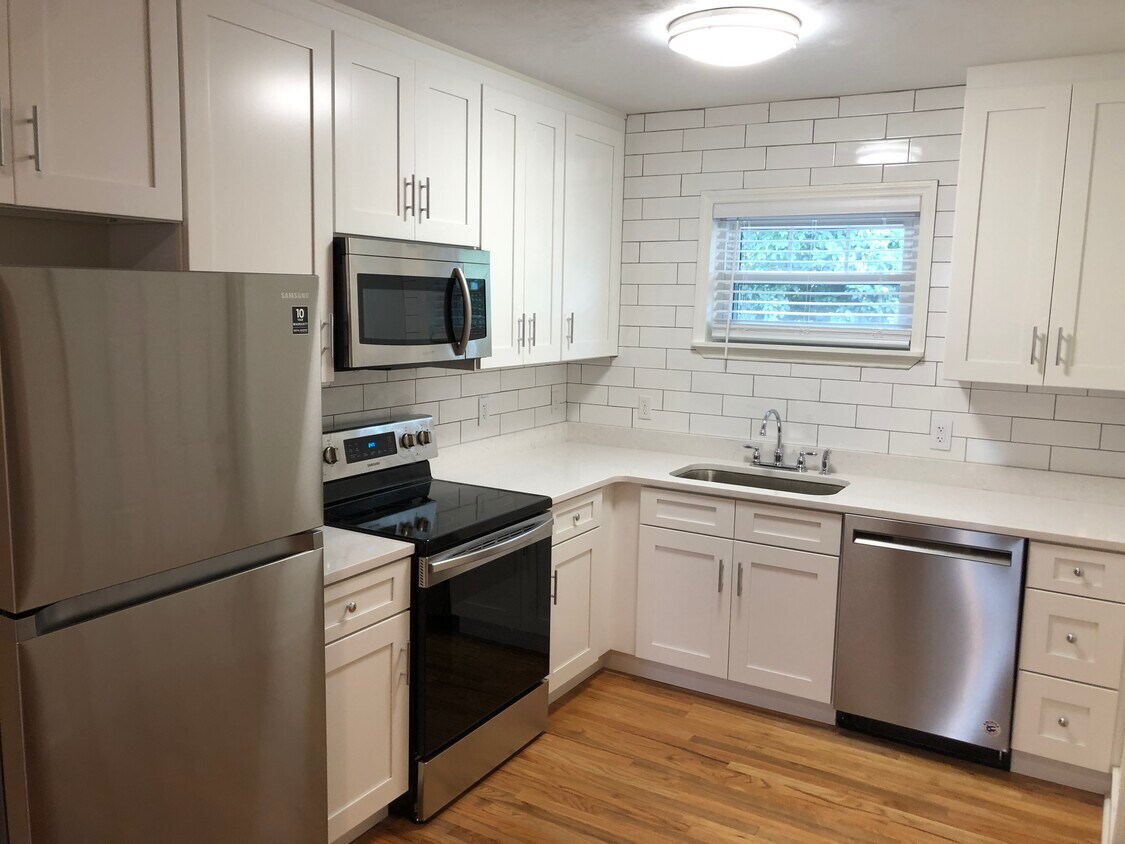 Foto principal - 205 S Franklin Blvd