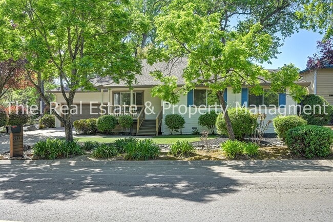 Foto del edificio - 2277 Knollwood Dr