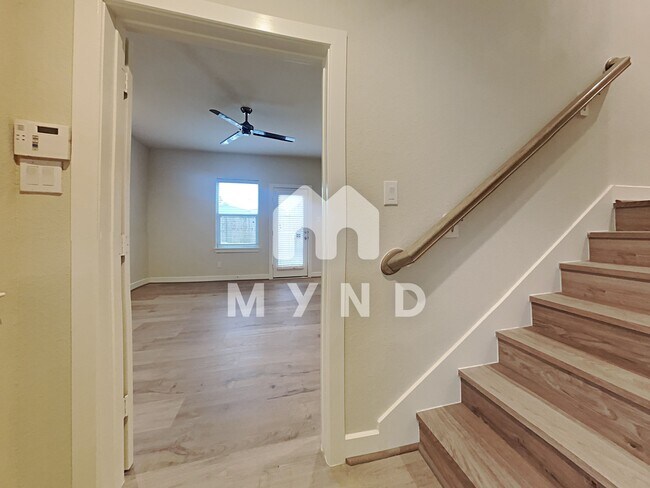 Building Photo - 711 Wilshire Brook Ln