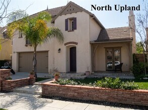 Building Photo - 1318 Swan Loop S
