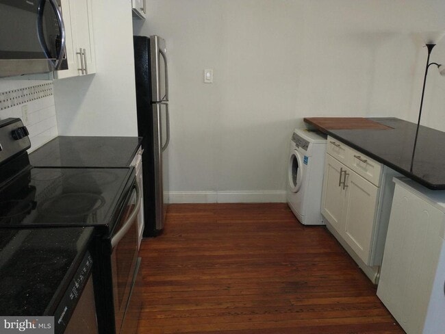 Foto del edificio - 6845 Germantown Ave