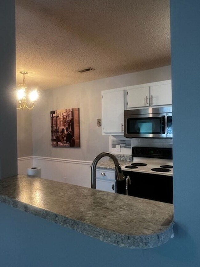 Foto del edificio - New Home for Rent