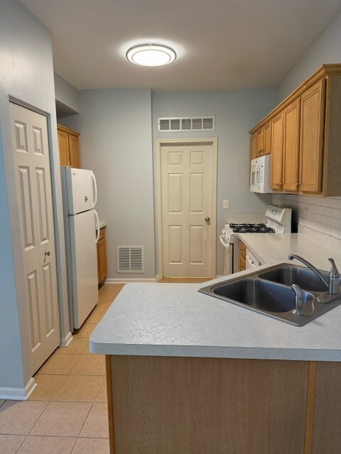 Foto del edificio - 216 Brompton Ln