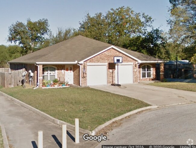 Building Photo - 103 Jeff Gordon Dr