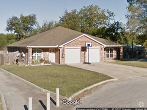 Building Photo - 103 Jeff Gordon Dr