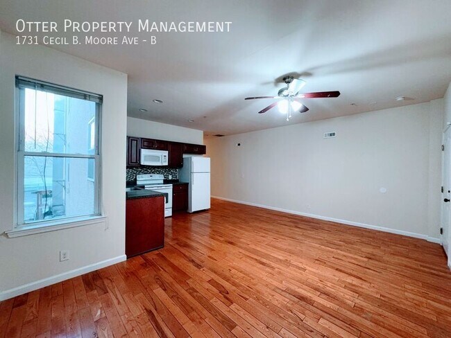 Foto del edificio - 1731 Cecil B. Moore Ave
