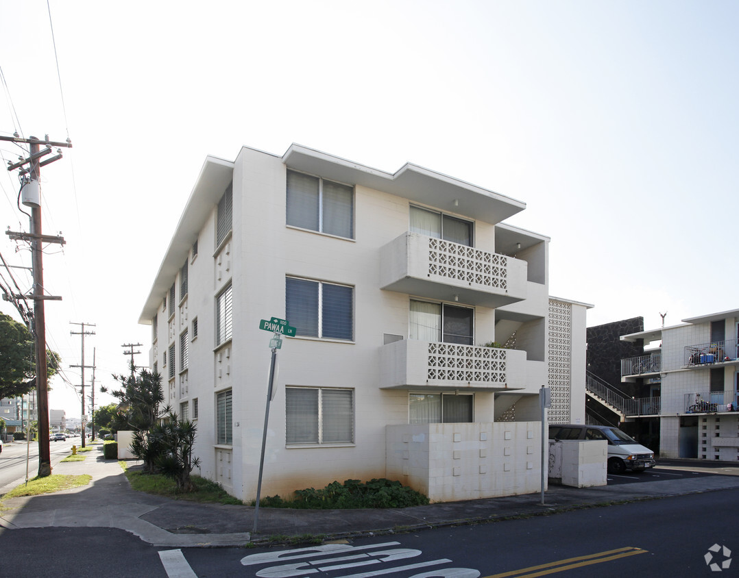 Building Photo - Wong Lum Apartments
