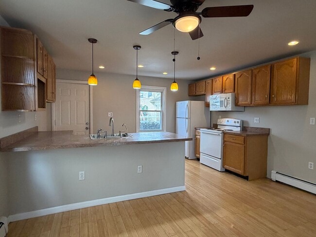 Building Photo - Fantastic Bristol Borough-Two Bedroom