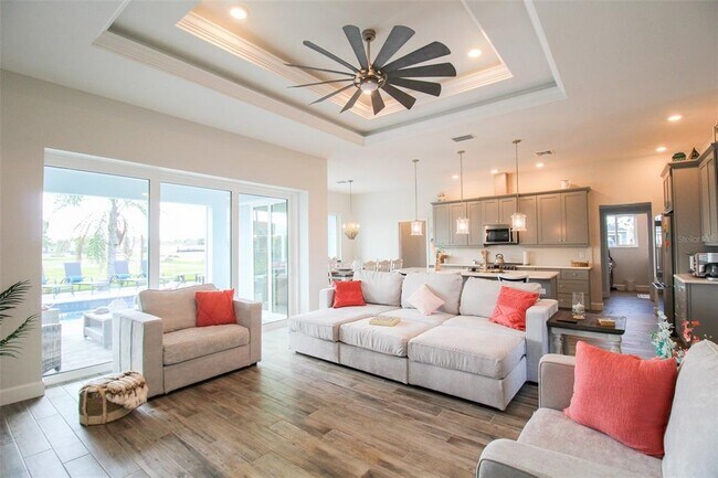Building Photo - 25453 Avillas Ct
