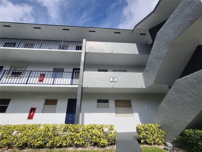 Building Photo - 8330 Sands Point Blvd