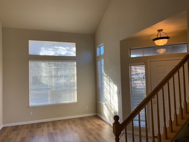 Building Photo - Well maintained Browns Valley home with a ...