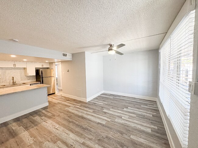 Foto del edificio - 2950 N 46th St