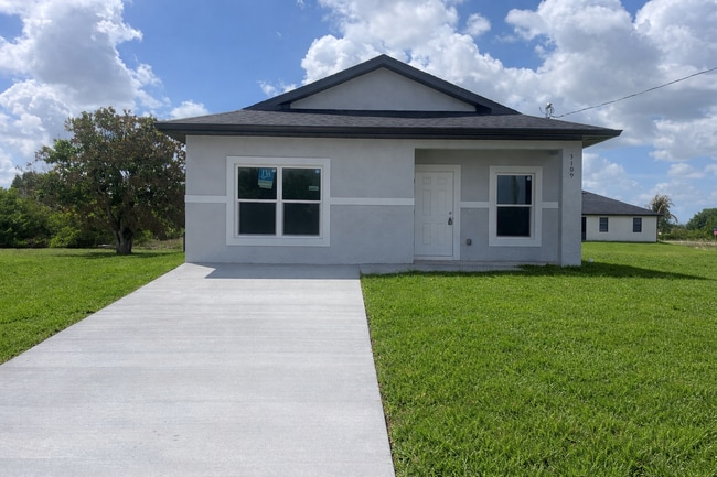 BRAND NEW CONSTRUCTION! 2 Bed / 2 Bath Home in Southwest Lehigh Acres - BRAND NEW CONSTRUCTION! 2 Bed / 2 Bath Home in Southwest Lehigh Acres