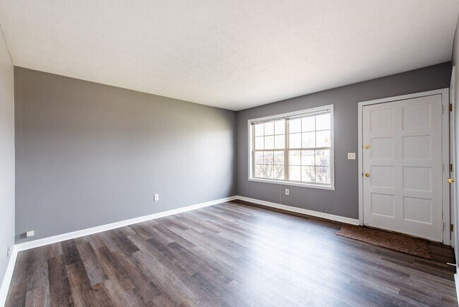Building Photo - 3 br, 1 bath House - 10609 S Dodge Lane