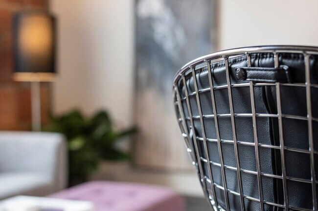 Foto del edificio - 350 East Ave