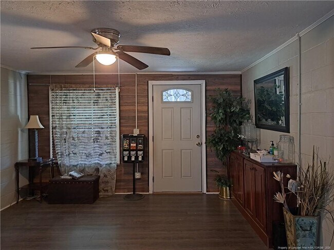 Foto del edificio - 1508 Gillespie St