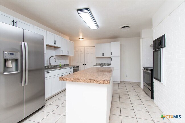 Foto del edificio - 1806 Glendale Dr