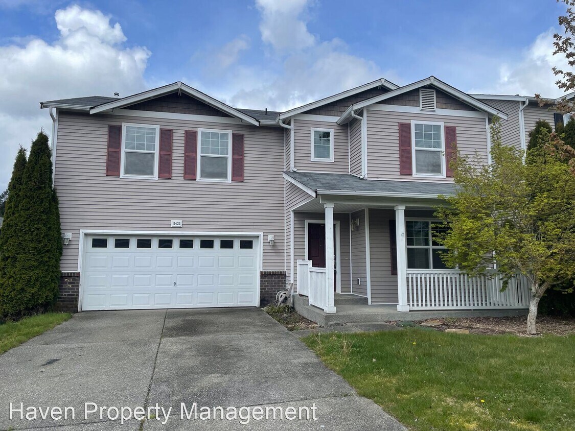 Primary Photo - 4 br, 2.5 bath House - 11422 178th Avenue ...
