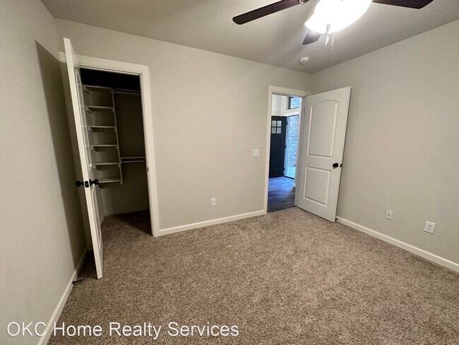 Building Photo - 4 br, 2 bath House - 1904 NE 25th Street