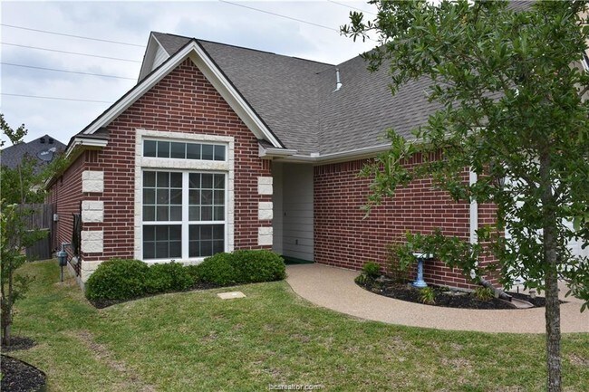 Foto del edificio - 3232 Peterson Way