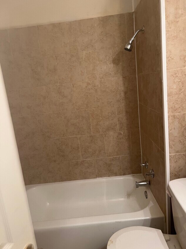 Foto principal - 2419 Benton St