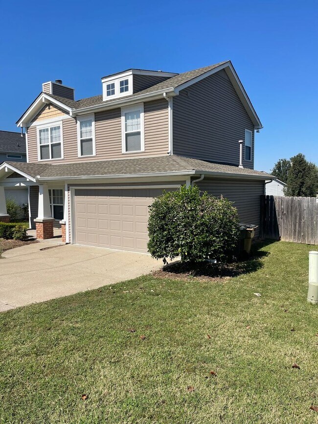 Foto del edificio - 3 Bed 2.5 Bath Nashville Opry Mills Area F...